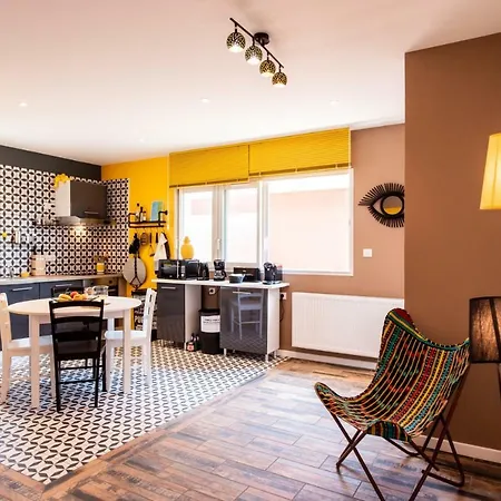 VILLA ZENITH Hostel-LA SURF HOUSE-2
